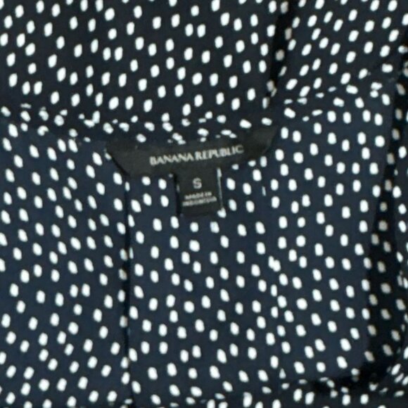 Banana Republic Size S Black White Polka Dot Sleeveless V-Neck Blouse Comfort - Picture 8 of 8